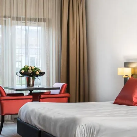 Hotell De Arendshoeve - & Restaurant 4*