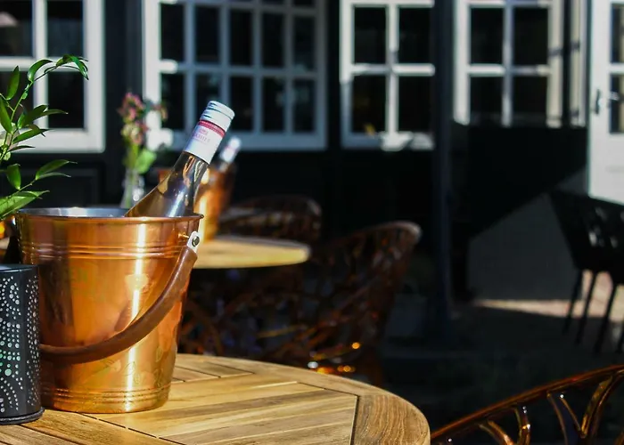 De Arendshoeve - & Restaurant 4* Bergambacht