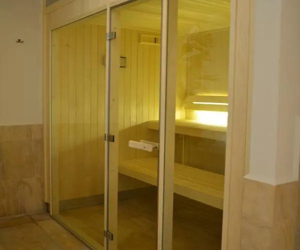 Hotel De Arendshoeve - & Restaurant 4*