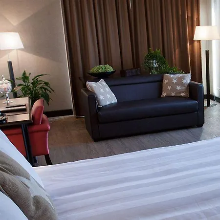 Hotel De Arendshoeve - & Restaurant 4*