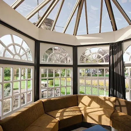 De Arendshoeve - & Restaurant Hotel