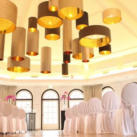 De Arendshoeve - & Restaurant 4* Bergambacht