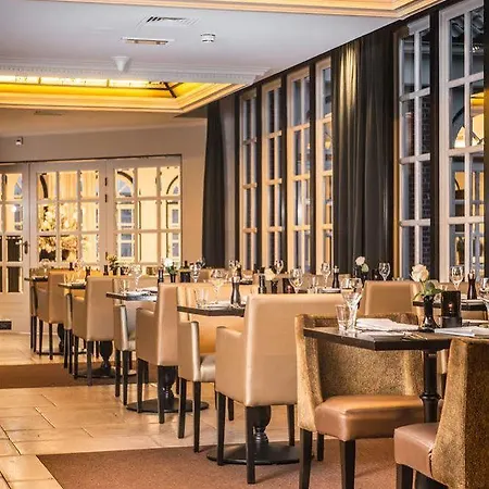 De Arendshoeve - & Restaurant Hotel