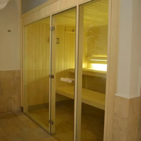 Hotel De Arendshoeve - & Restaurant 4*