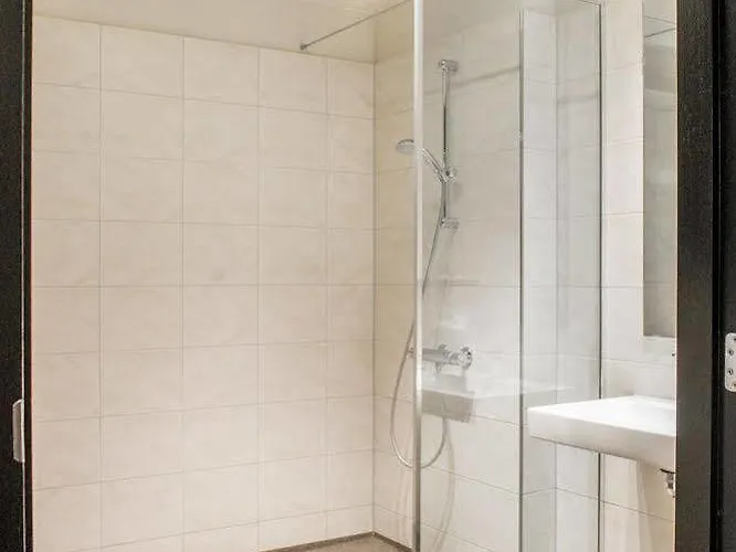 Otel De Arendshoeve - & Restaurant Bergambacht