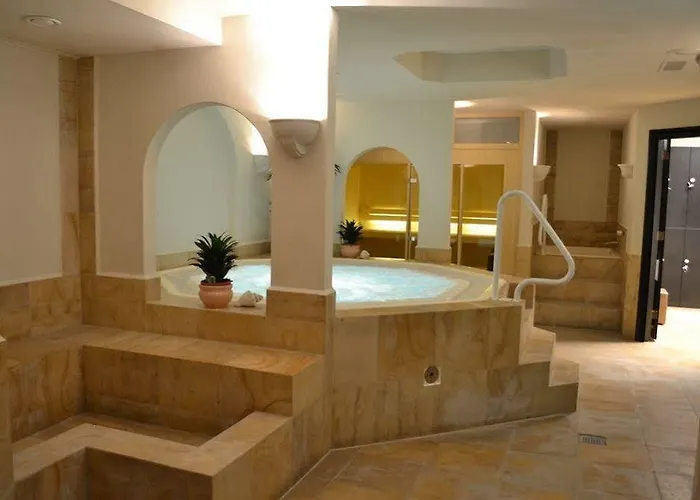 Otel De Arendshoeve - & Restaurant 4*