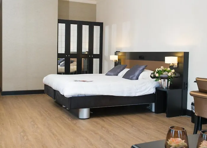 De Arendshoeve - & Restaurant Bergambacht